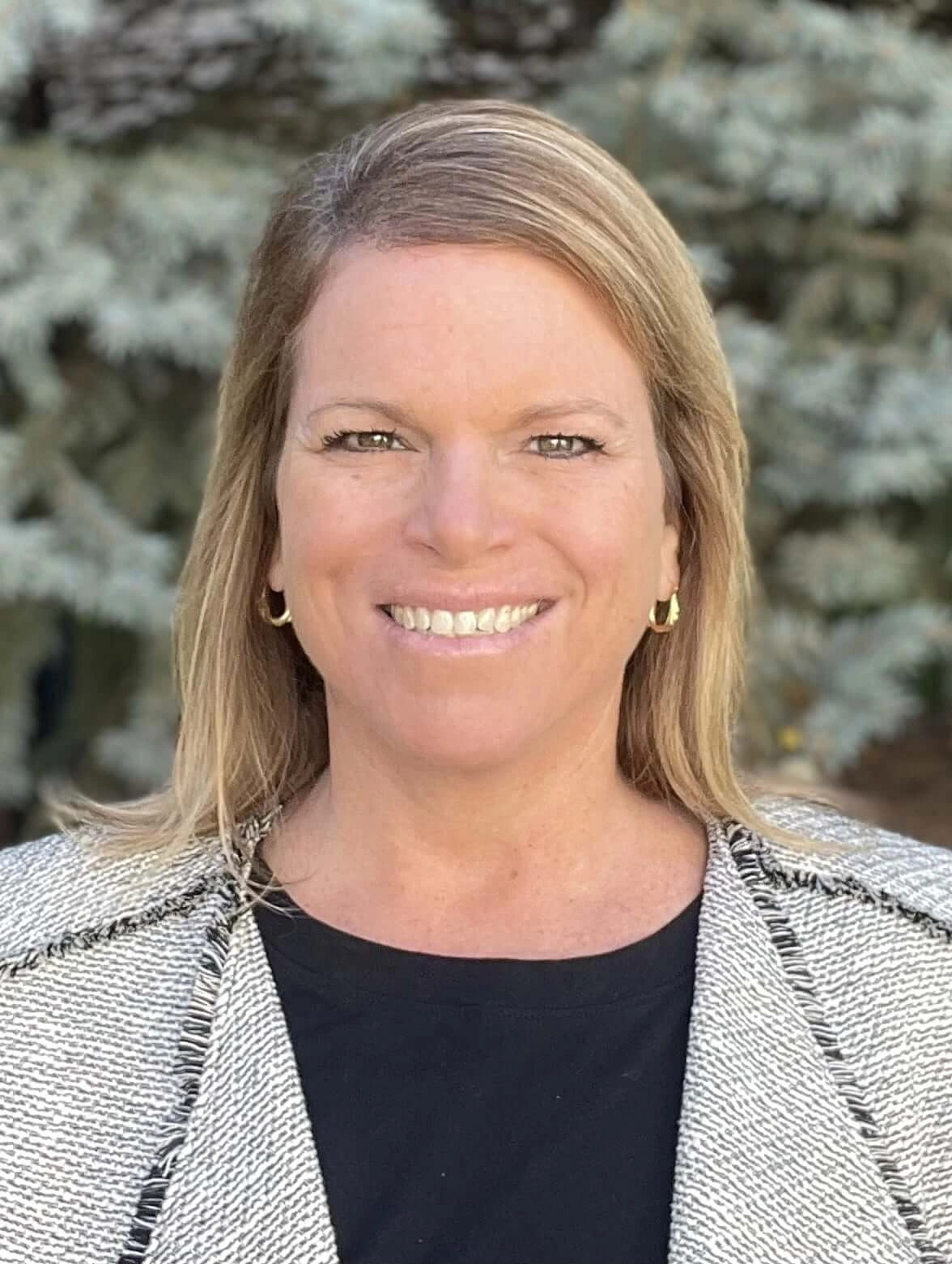 Alison Simpson, Corporate Domain Services
